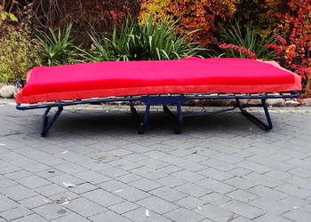 Łóżko polowe składane na kółkach do użytku domowego, turystycznego lub hote