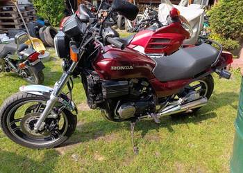 Honda VF 750 S Sabre szwajcar