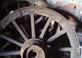 koło  drewniane o 1m średnicy