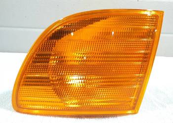 KIERUNKOWSKAZ LEWY PRZÓD MERCEDES VITO 6388200021