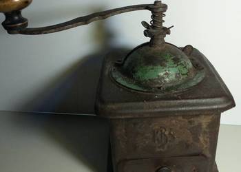 Metalowo/drewniany, ręczny młynek, bardzo stary