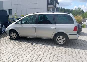 Sprzedam Volkswagen Sharan. Auto uszkodzone