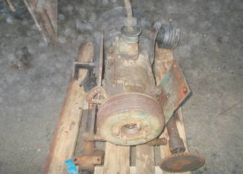 skrzynia biegów do traktora z przystawka kompletna 800 zl