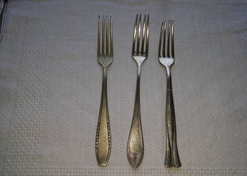 widelce posrebrzane, zdobione, antyk cudo