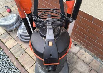 Odkurzacz basenowy Gardena z wężami