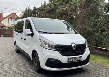 Renault Trafic III 1,6 diesel wersja long 9 osób