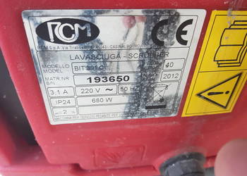 SZOROWARKA PODŁÓG AUTOMAT MYJĄCY BIT 391/C używana