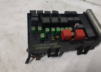 VOYAGER 2.5CRD SKRZYNKA BEZPIECZNIKOW 04727558AC
