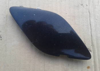 OPEL ASTRA J 2009-2012 ZAŚLEPKA HAKA HOLOWNICZEGO ZDERZAKA PRZÓD CZARNA