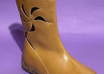 Beżowe ocieplane dziewczęce kozaki rozmiar 31