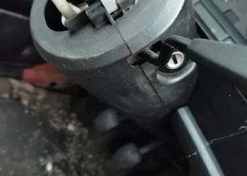 Osłona maskownica stacyjki kolumny kierowniczej BMW e30