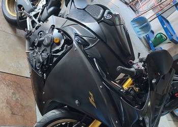 Yamaha r1 rn22 09r