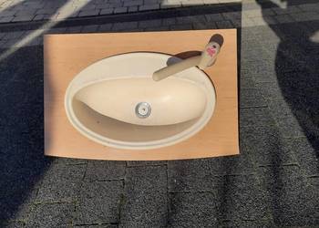 Umywalka łazienkowa do przyczepy kempingowej lub kampera