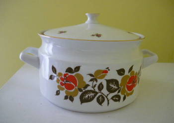 Porcelana  Waza z przykrywką