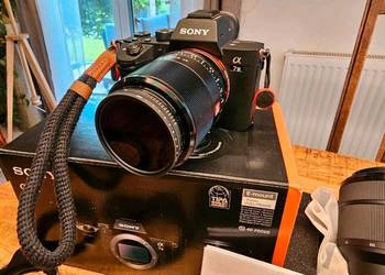 Sony A7 III, przebieg migawki 2072 zdjęcia, obiektyw 28–70 mm + Viltrox 24