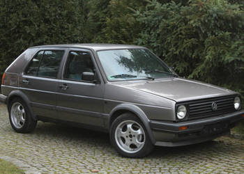 Volkswagen Golf Benzyna 5 drzwi Oldtimer 1988 II (1983-1992)