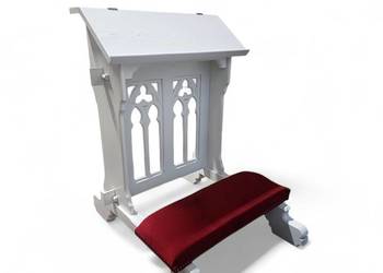 KLĘCZNIK - MODLITEWNIK W STYLU NEOGOTYCKIM KLĘCZNIK - MODLITEWNIK W STYLU NEOGOTYCKIM