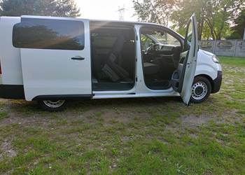 OPEL VIVARO wersja long 9 osób