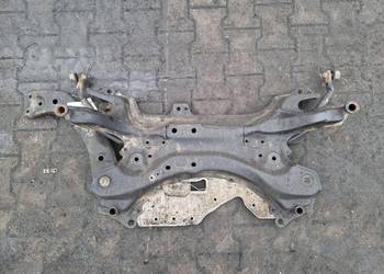 SANKI PRZEDNIE TOYOTA AURIS II 1.8