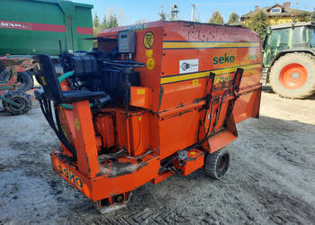 Wóz paszowy samojezdny SEKO PONY 3 0 (3 m3 / 2005)