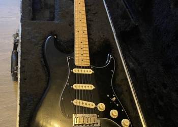 Zmodyfikowany Fender Stratocaster USA