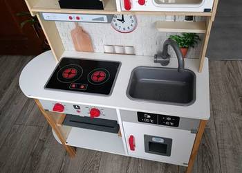 drewniana kuchnia dziecięca dla dziecka