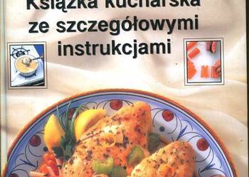 Książka kucharska ze szczegółowymi instrukcjami