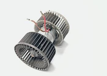 WENTYLATOR KABINOWY BMW E 46 LIFT 0130101103