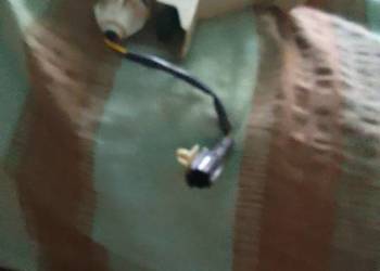 Sprzedam kierunkowskaz prawy przód leganza