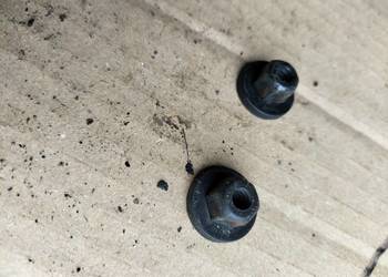 PLASTIKOWA NAKRĘTKA  6MM NA KLUCZ 10 AUDI 90 B3 B4 90 VW GOLF 2 3 4 PASSAT