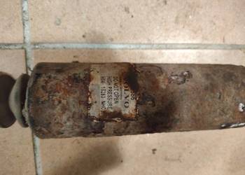 Amortyzator tylni samopoziomujacy Volvo V70 II NIVO