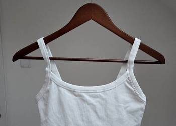 Biały sportowy biustonosz Medium Support Move