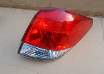Subaru Outback IV BR lampa lampy tył tylne kombi błotnik