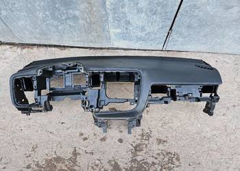 MITSUBISHI OUTLANDER 13+ DESKA ROZDZIELCZA KONSOLA 7832A100