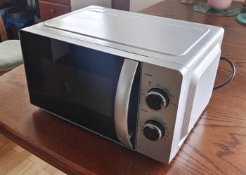 Kuchenka mikrofalowa Silvercrest SMW 700 W D2