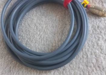 LINDY - szary kabel USB z pozłacanymi wtyczkami.