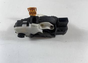 ZAMEK DRZWI PRAWY PRZÓD 3023880 OPEL ASTRA 4 IV J KOMBI 09-12