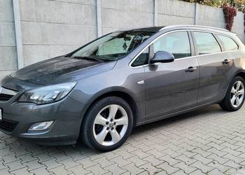 Opel Astra J 1.4T 140KM, klima, navi, hak