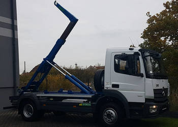 Mercedes ATEGO 1221 HAKOWIEC 4x2 KLIMA MANUAL DO KONTENERÓW EURO 6 SKIBICK…