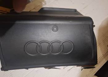 Osłona akumulatora z podstawką Audi 80 B4