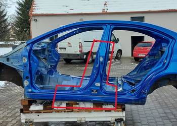 Subaru WRX STI 2015 próg lewy słupek środkowy b subwrx,49056575