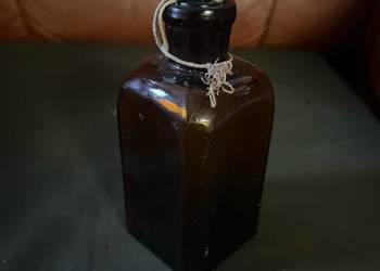 Brązowa buteleczka ze szlifem i szklanym korkiem 100 ml vintage