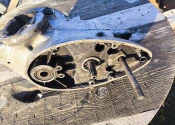 Kartery połówki silnika wsk wfm 125 skrzynia biegów