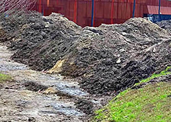 Ziemię z budowy przyjmę