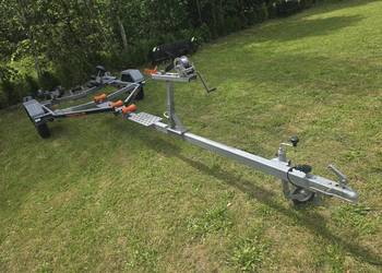 Przyczepa podlodziowa RESPO 750kg uzywana LED bez listwy