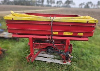 Rozsiewacz nawozów mineralnych LELY SE 1500 Fertiliner (8-12 m / 1100 L+)