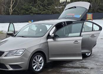 Seat Toledo 167 TYS Km Grzane Fotele PDC Alu Opony Lato Zima Radio 2 DIN