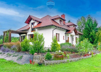Dom 270 m² blisko lasu na działce 3737 m²