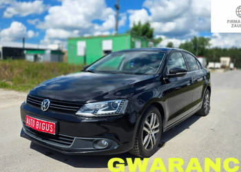Volkswagen Jetta automat ledy salon polska highline xsenon A6 (2010-)