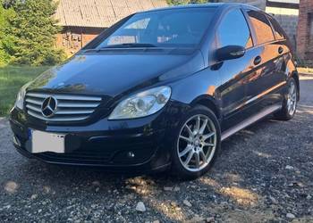 Samochod osobowy Mercedes